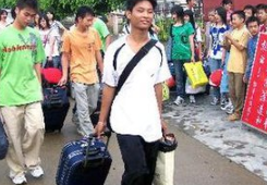 向往大陸“廣闊天地” 臺灣高中生掀起“大陸求學潮”