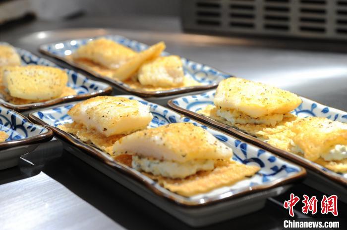 �������ݡ���e���Lζ���_ʽ�F�������������� �z