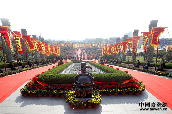 2017���{�ɰ����A���徴�������xʽ�F(xi��n)��(ch��ng)