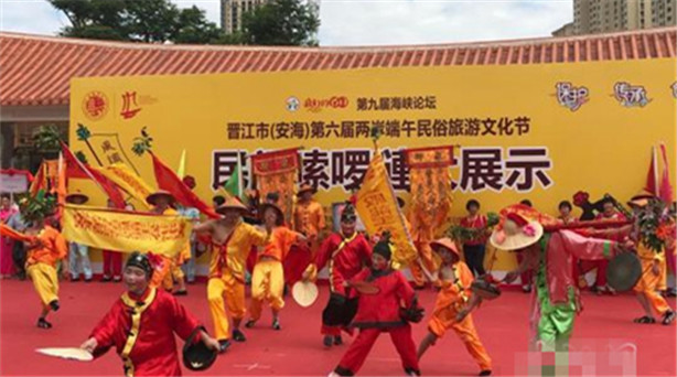 30�գ��ھŌú��{Փ�������x���У������������Ãɰ��������������Ļ������_�Ļ������