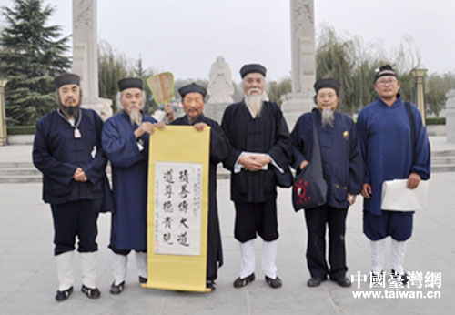 ���e�Ƃ������������F�F(xi��n)���_���ߵ���̫��mʯ���L�}��