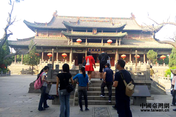 ���^��R��