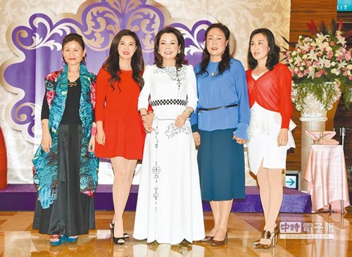 ���800λ�F�D���]݆�����(ji��)�M�F(tu��n)���_Ѫƴ���D��