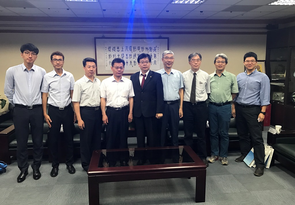 ��(j��)�ϴ�W(xu��)�M�F(tu��n)���_(t��i)����У�M(j��n)�ЌW(xu��)�ƽ��O(sh��)��(du��)�ӽ���