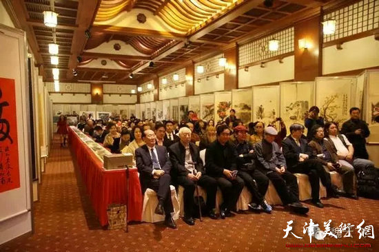 �׌ú��{�ɰ��������˕���չ