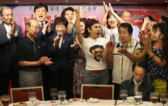 �_���Y��ˇ�˟��Қgӭ������С���������D��