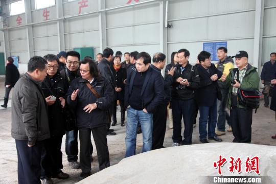 �_�����A�ƅf(xi��)����F(tu��n)���ӱ���ˮ�ϰ׸ɼ��F(tu��n)���^����