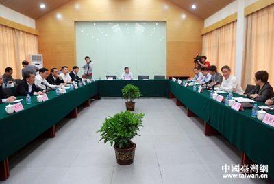 ��־܊��Ը�����c�_(t��i)��ͬ��������ꑰl(f��)չ�vʷ�ԙC(j��)��