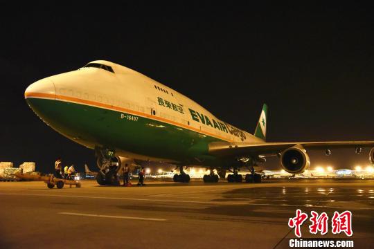 長榮航空開通深圳-臺北桃園全貨運航線