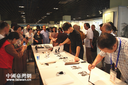 ˇ�g�ҬF������