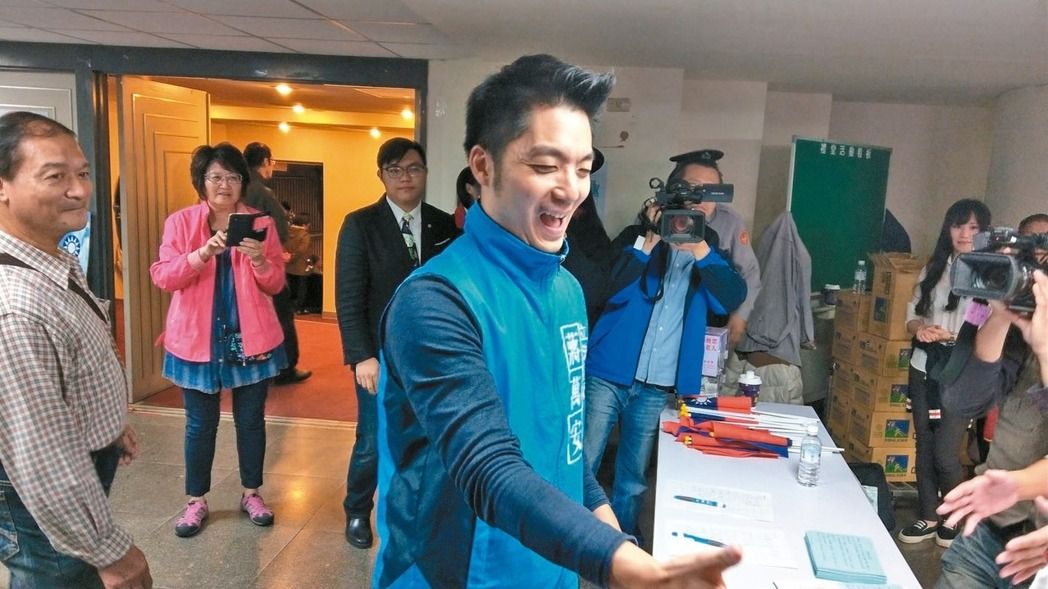 �Y�f(w��n)�����Ӈ�(gu��)���h�h�c ���˚������DŮ־���}��(d��ng)