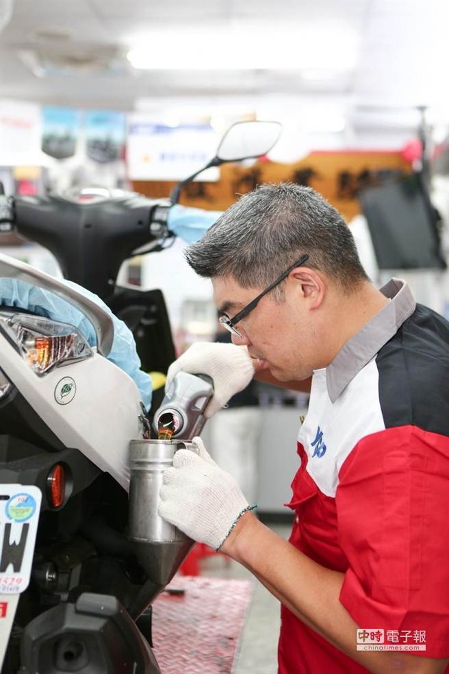 �B���ġ�Working Stay���г̵ڶ�վ����Ħ��܇���w���܇����������