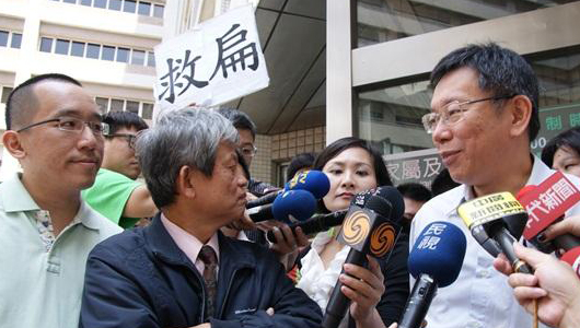 �����ܵ�����ǰ�ˌ�(du��)���f���ˮ����t(y��)��r