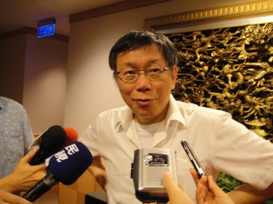 邱毅:柯文哲被指鐵桿“臺獨”難掩皇民心態