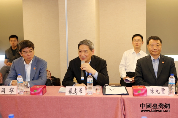 張志軍與金門業界人士進行交流座談。(中國臺灣網 陳佳慧 攝) 張志軍與金門業界人士進行交流座談。(中國臺灣網 陳佳慧 攝)