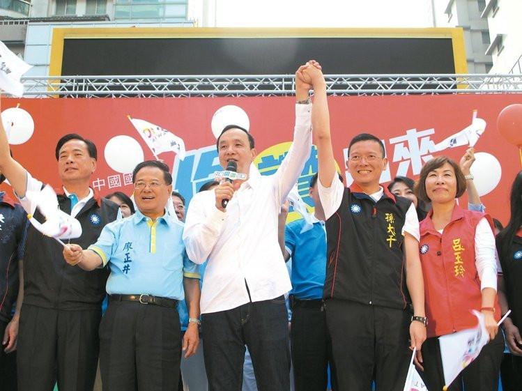 �������҈@�����ط����v�F ��̧�h������ί���x��