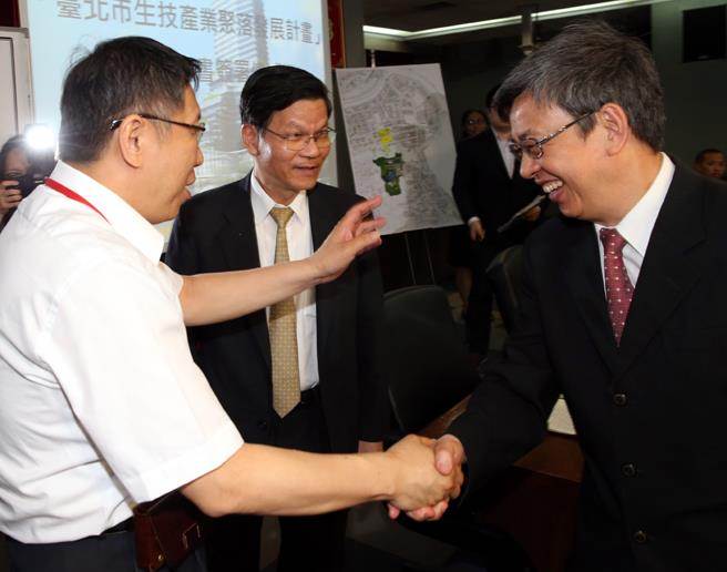 陳建仁證實獲蔡英文征詢副手 自稱心情有點緊張 陳建仁證實獲蔡英文征詢副手 自稱心情有點緊張