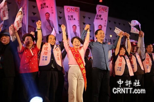 朱王臺中首度合體 王金平贊朱立倫"好酒沉甕底" 朱王臺中首度合體 王金平贊朱立倫"好酒沉甕底"