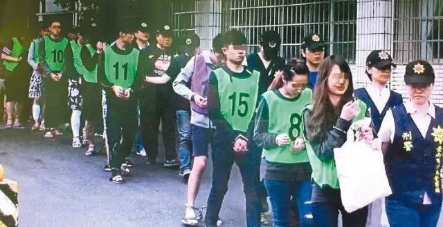 多名臺電信詐騙犯被遣返回大陸 臺灣派團前來撈人 多名臺電信詐騙犯被遣返回大陸 臺灣派團前來撈人