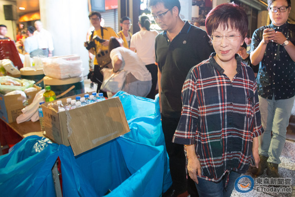 �h��ϯ֮������? ������:�F��Մ���x������������ƽ