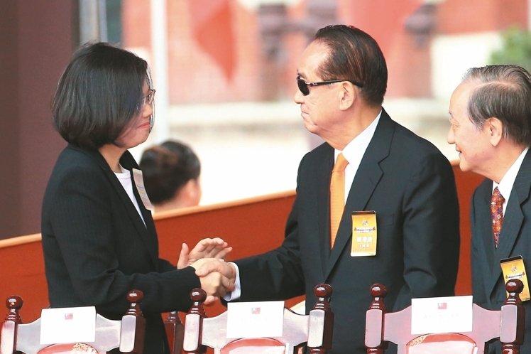 �γ���c��Ӣ��