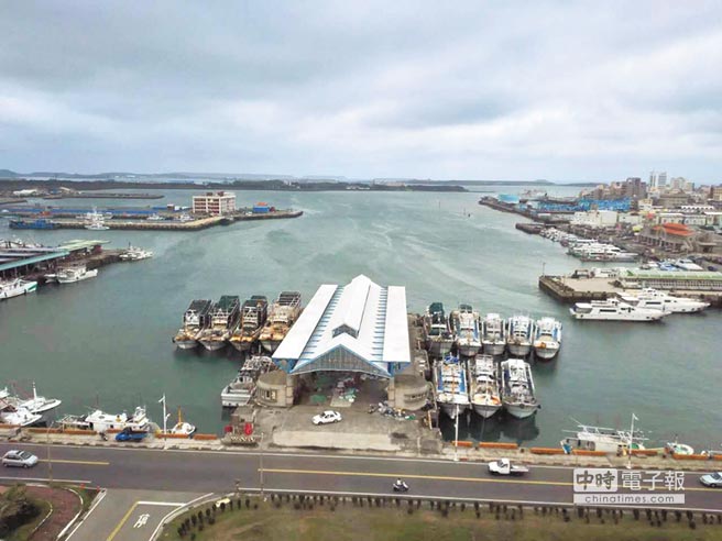 大陸游客赴臺人數(shù)今年約減40萬 臺當(dāng)局欲提改善措施 大陸游客赴臺人數(shù)今年約減40萬 臺當(dāng)局欲提改善措施