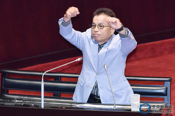 �����h�Z�̮��ּ�����ձ��˞�ʳƷ����ι�iһ��