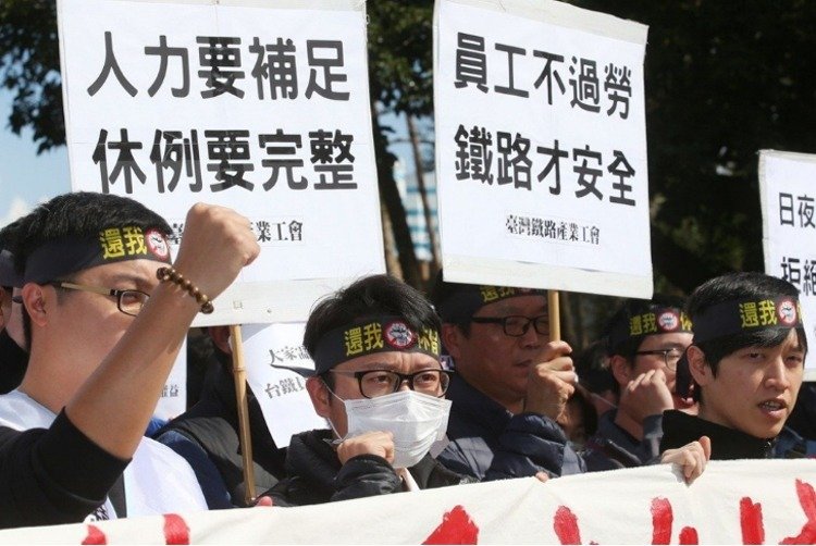 �_�F�a�I(y��)��������Ӣ���x�Ϻ󌦄ڹ������@ô����