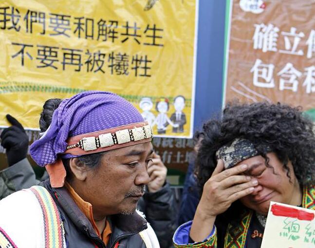 �_���ٔ�����ʹ�⣺��������Ӣ���_��2���ˣ�