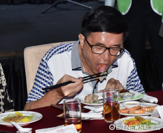 �ˮ������x����ϯ"�pʮ�c��" �RӢ�ŅǶ��x������