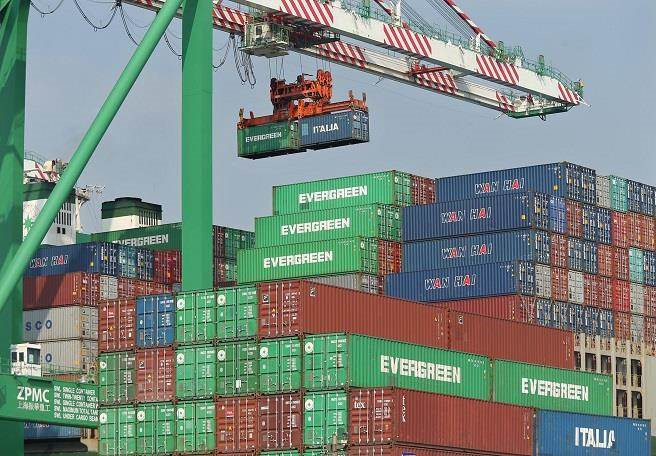 臺(tái)灣地區(qū)7月出口年增1.2% 終止連17黑 臺(tái)灣地區(qū)7月出口年增1.2% 終止連17黑