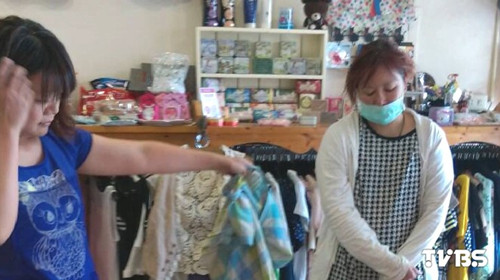 �_��һŮ��͵�·����u�W��Ů�b���h����һ�����D��