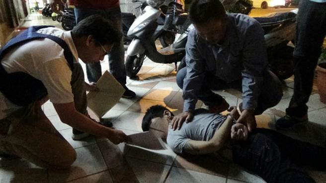 臺灣一對毒鴛鴦吵架竟對空鳴槍 事后雙雙落網 臺灣一對毒鴛鴦吵架竟對空鳴槍 事后雙雙落網