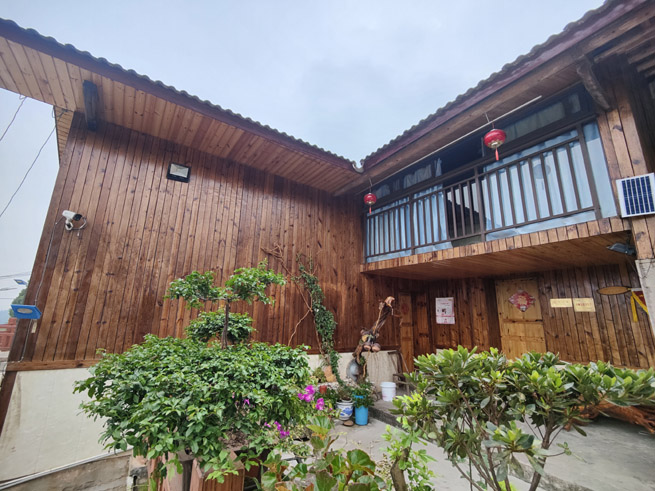 �r�����κ����Ě��ɡ�С�e�������쿡�z