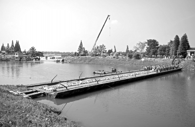 11�գ������A�����A�����ڸ����Ѵ��𸡘򣬝��ڃɂ��ھ�C����܇݆�����I(y��)�M����£���������u�sС��