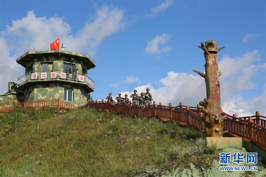 ������(x��)��ƽ��(qi��ng)܊˼��ָ���¡��҂��ڑ�(zh��n)λ��桤�D�Ļ��ӣ���2����(x��)��ϯ����҂��غ�߅����������(zh��n)�^(q��)�܊߅��ĳ�ý���߅��ӛ��