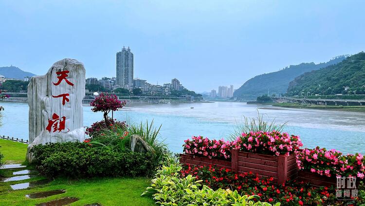 �r������ح̤�L�f���L����һ��������ƽ�{���@Щ��Ҫ���}