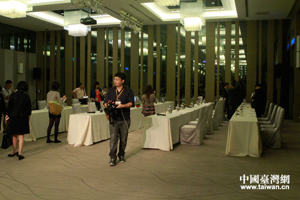 ���_�k���Ώ�־܊�c�_�������ί����ί�������ڶ�����ʽ����ĕ�����ý�wӛ�����ڡ��Ȉ�����