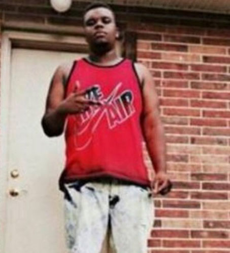 被美國(guó)警察槍殺的黑人青年 被美國(guó)警察槍殺的黑人青年