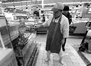 �����T(m��n)���_(k��i)�ۻ��~(y��)�Ј�(ch��ng)�ϵ�ˮ���~(y��)�|(zh��)����r����