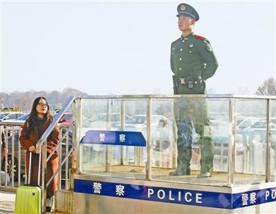 Ů��W(xu��)�����l(xi��ng)�J(r��n)������ͬ�W(xu��)��(zh��)�ں��L(f��ng)������վ(�D)