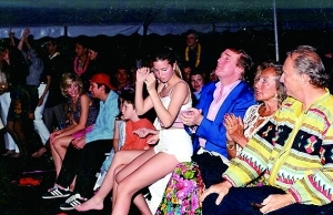 ���������u(p��ng)�r(ji��)Ů�����f�����f����һ��(g��)���˵��β���