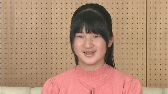 ���գ��ձ���̫�ӵĪ�(d��)Ů�����������^����݌W(xu��)�����DƬ��Դ���ձ�ý�w��