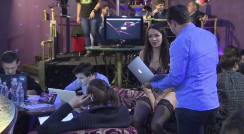 �y�^�����P�����x�κڿ̈́e��һ���ܷ����T��