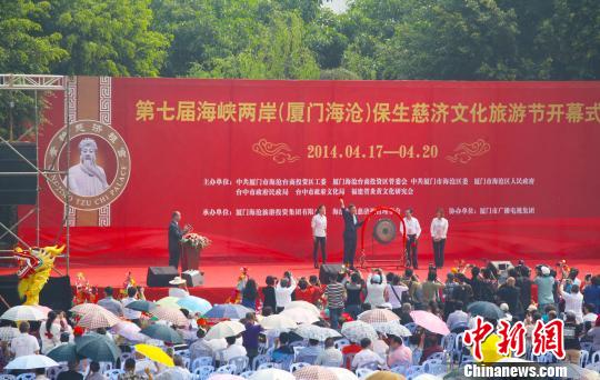 �ɰ��ű��B�T��ͬ���ݱ�����۹���ȝ��Ļ�