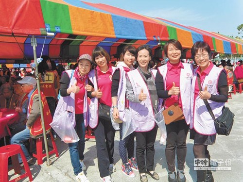 大陸配偶在臺不忘付出關懷常為弱勢發聲(圖)