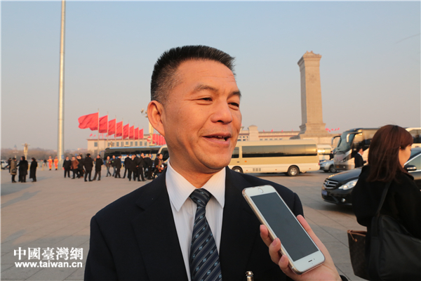 臺籍委員的“兩會感悟”:兩岸基層、青年交流很重要 臺籍委員的“兩會感悟”:兩岸基層、青年交流很重要