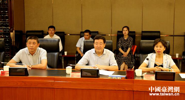 北京市臺聯與在京臺商“一帶一路”參訪團考察蘭州新區(圖) 北京市臺聯與在京臺商“一帶一路”參訪團考察蘭州新區(圖)