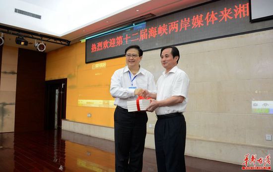 �������_(t��i)�k�����ױ�����L�F(tu��n)ٛ(z��ng)�͡�����(hu��)��(zh��n)ʷ�о���������